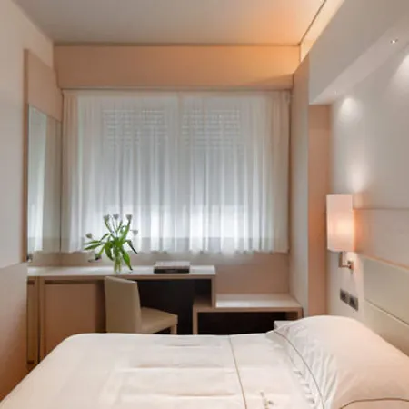 Ariston 4* Milan