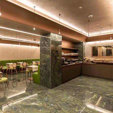 Ariston Szálloda 4*